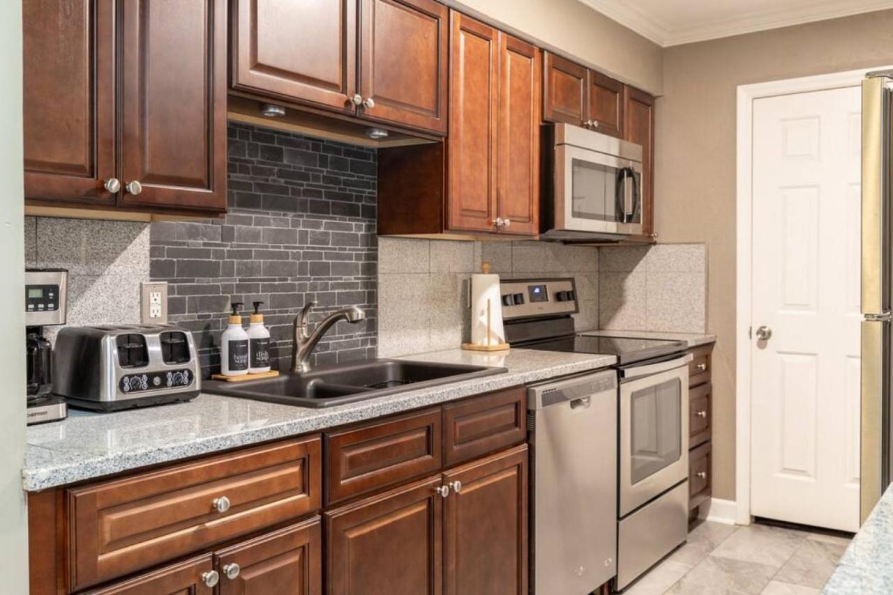 Downtown Nashville Condo, Walk To Broadway With Free Parking Exterior photo